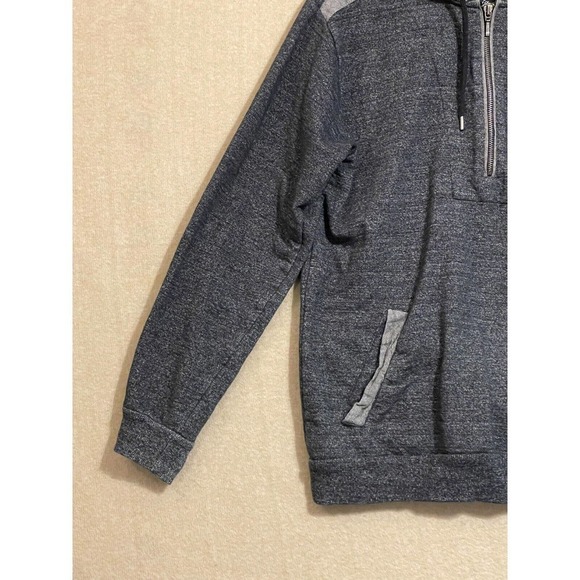 Lions Crest Hoodie Men's Small Gray Pockets - Picture 3 of 11
